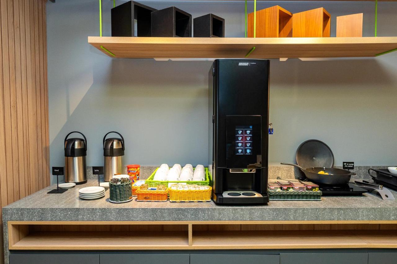 Ibis Styles Porto Alegre Moinhos De Vento Hotell Exteriör bild