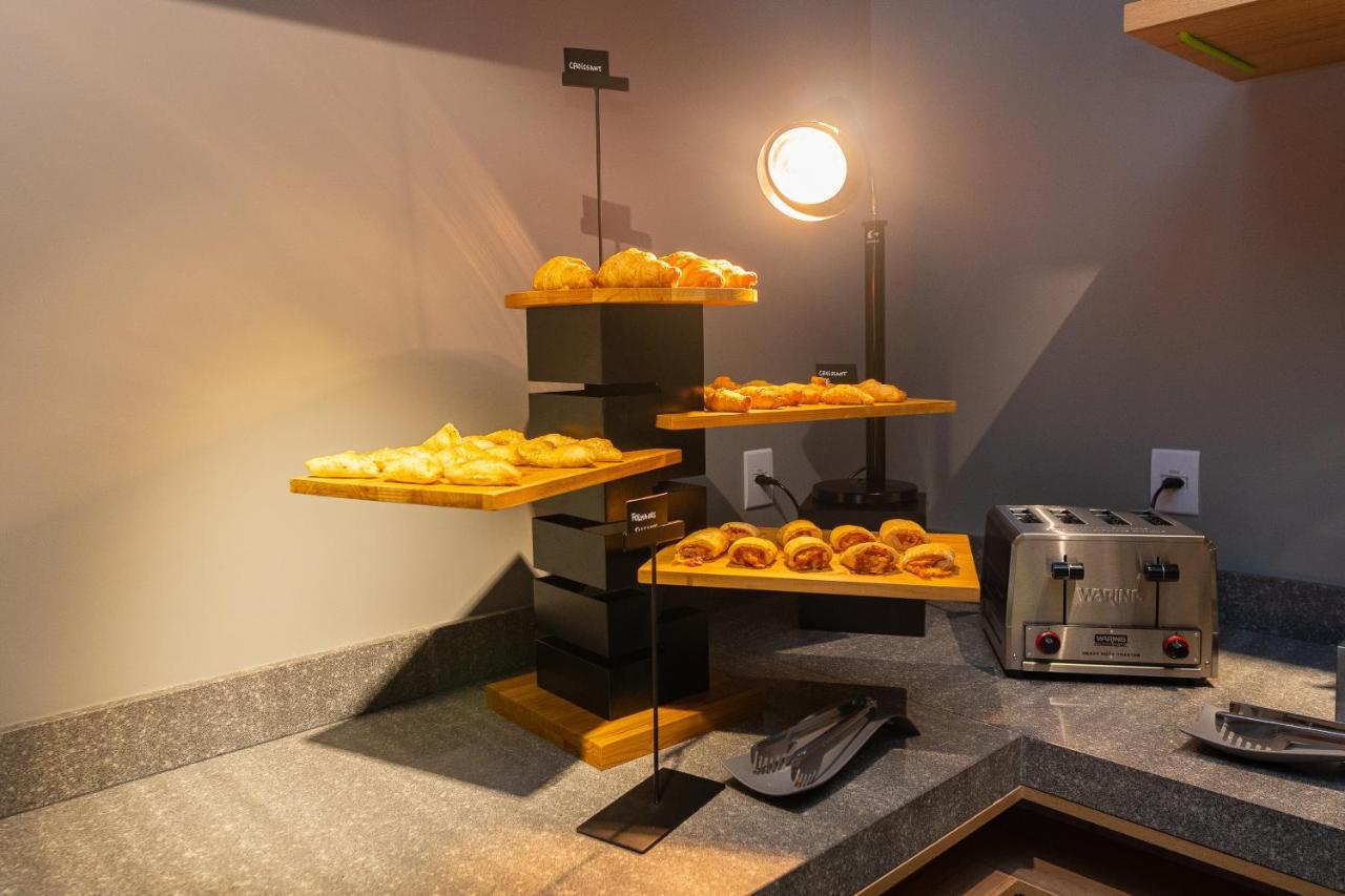 Ibis Styles Porto Alegre Moinhos De Vento Hotell Exteriör bild